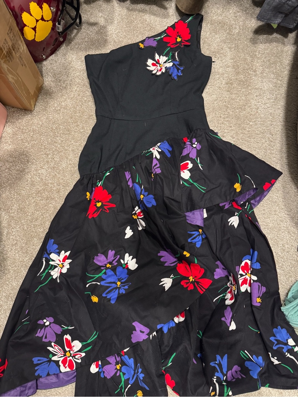 Vintage One-Shoulder Floral Midi Dress